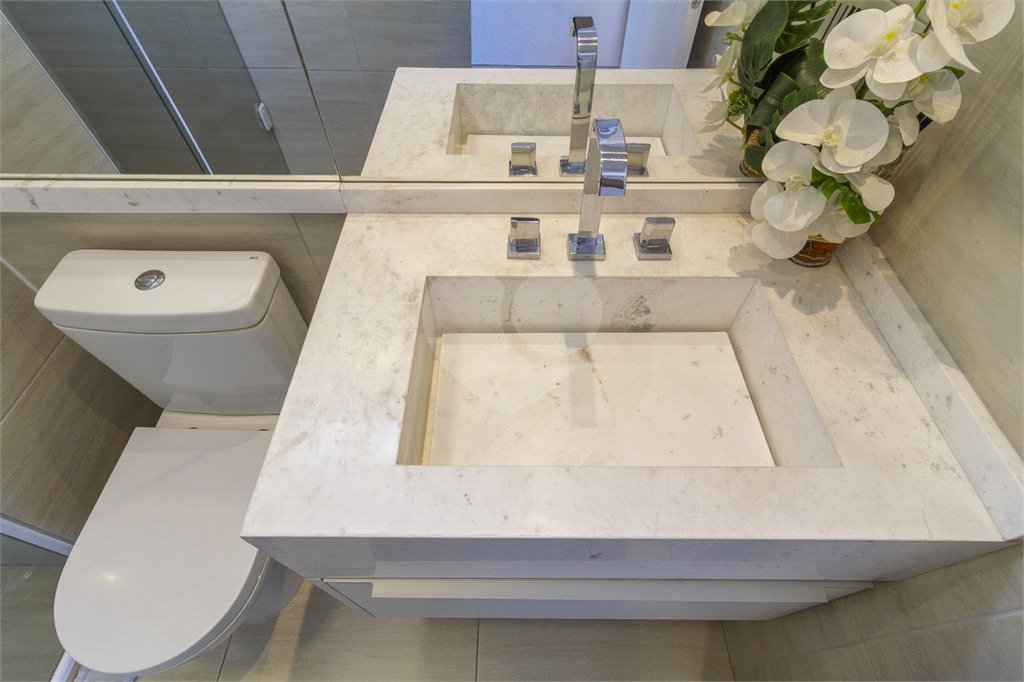 Apartamento à venda com 3 quartos, sendo 1 suíte,  em Jardim Vazani, São Paulo, SP