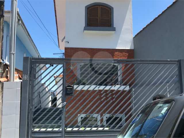 Sobrado à venda com 2 quartos em Chora Menino, São Paulo, SP