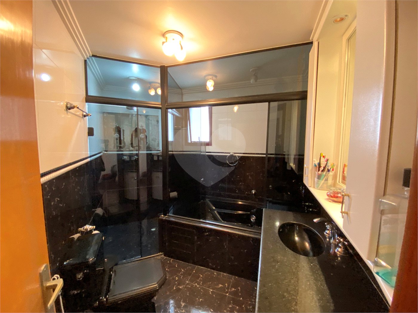 Duplex à venda com 4 suítes em Santana, São Paulo, SP