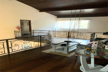 Casa à venda com 4 quartos, sendo 3 suítes, no condomínio Mirante da Barra, Rio de Janeiro - RJ