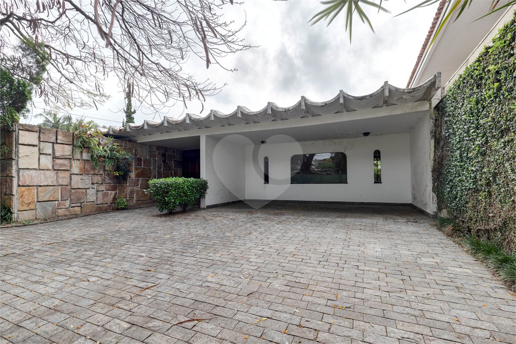 Casa Térrea à venda com 4 quartos, sendo 2 suítes, em Brooklin Velho, São Paulo, SP