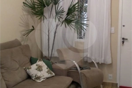 Casa à venda com 3 quartos em Vila Indiana, São Paulo, SP