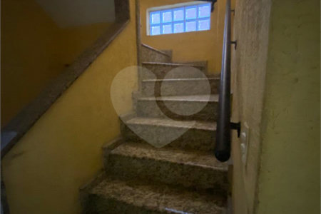 Casa à venda com 3 quartos, sendo 1 suíte, em Vila Valença, São Vicente, SP
