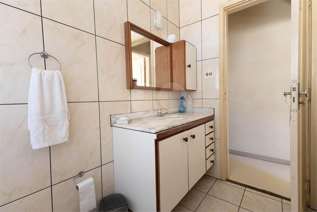 Sobrado à venda com 3 quartos, sendo 1 suíte,  em Jardim Ataliba Leonel, São Paulo, SP