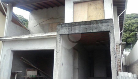 Sobrado à venda com 4 quartos, sendo 1 suíte, em Barro Branco (zona Norte), São Paulo, SP