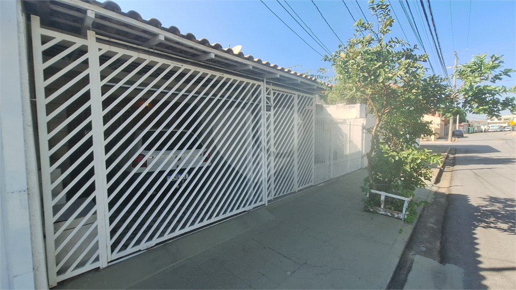 Casa à venda com 3 quartos em Vila Haro, Sorocaba, SP