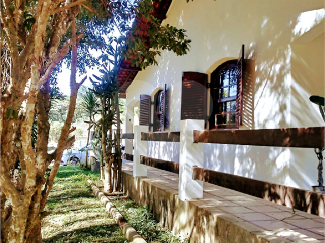 Chácara à venda com 4 quartos em Pirucaia, Mairiporã, SP