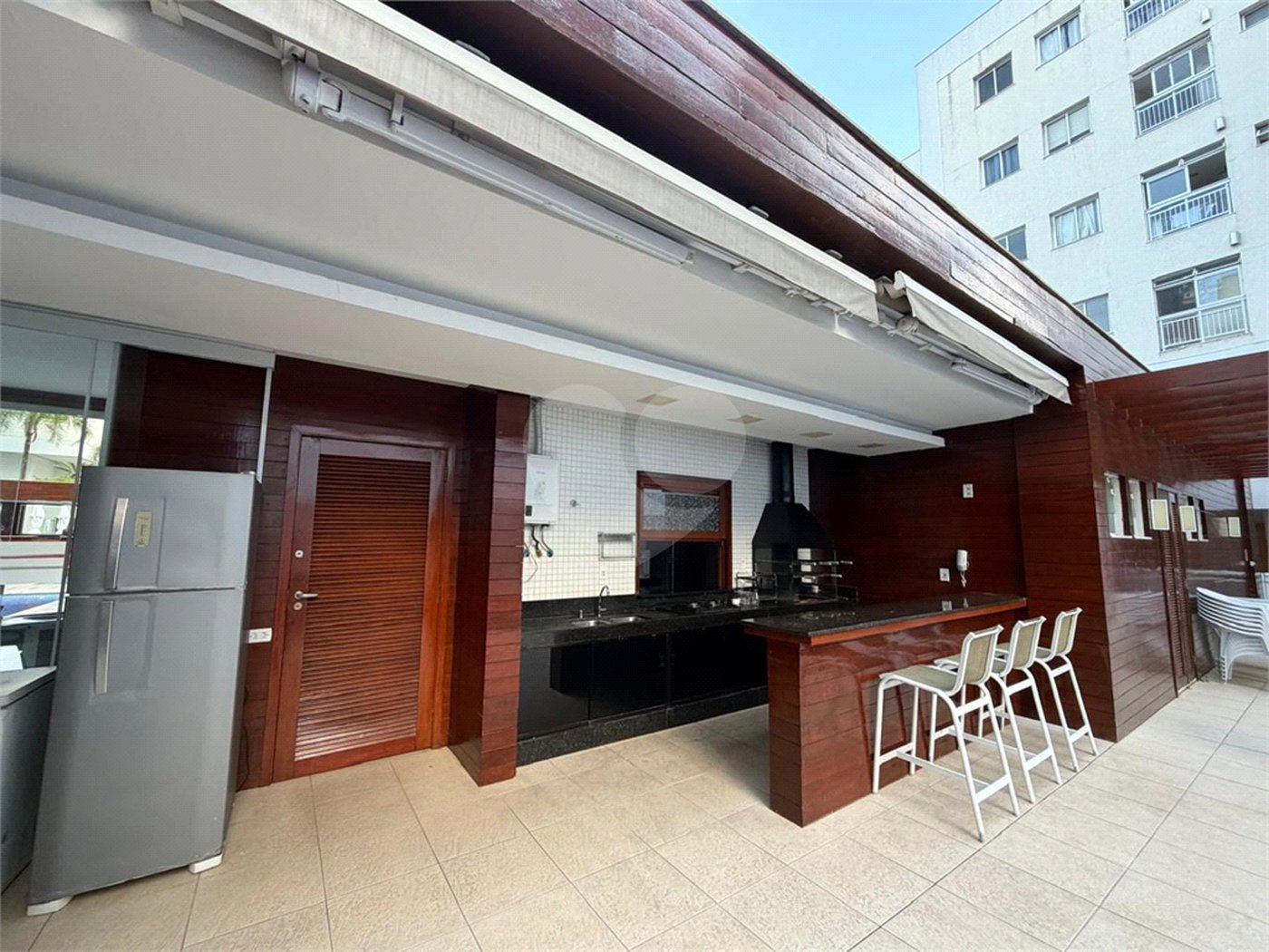 Apartamento à venda com 3 suítes em Braga, Cabo Frio, RJ