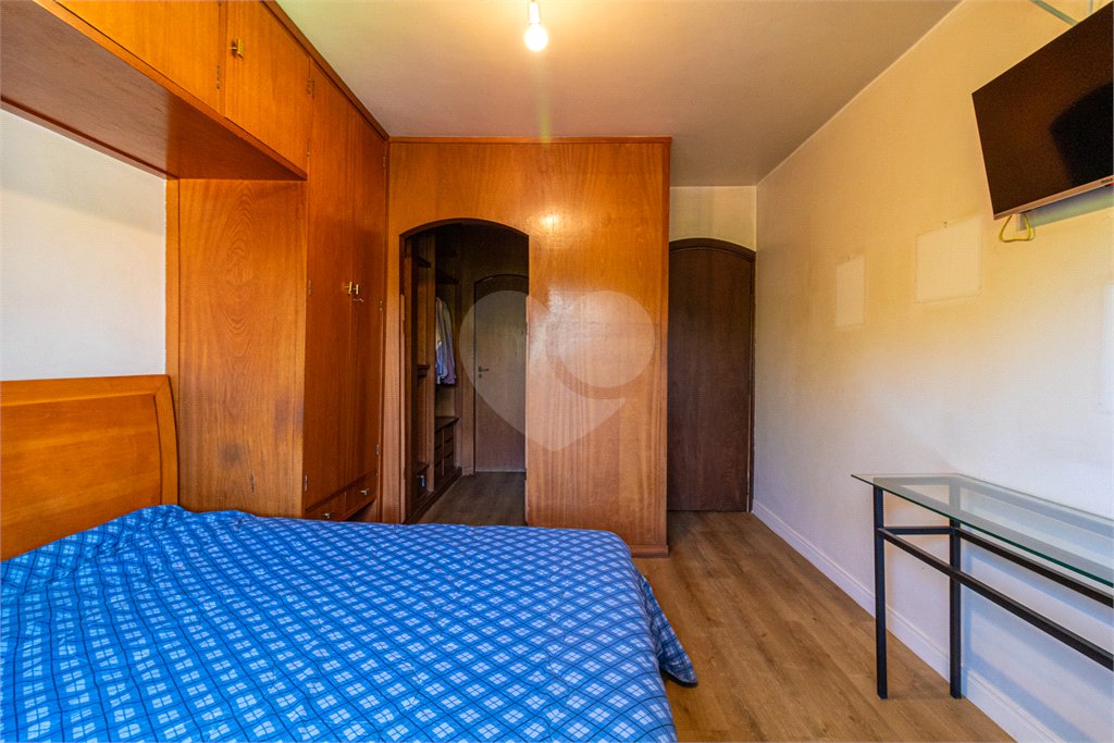 Casa de Vila à venda com 4 quartos, sendo 2 suítes, em Alto da Boa Vista, São Paulo, SP
