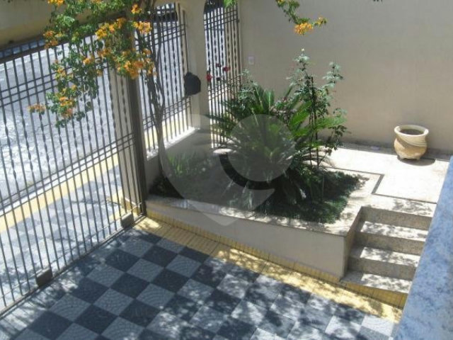 Sobrado à venda com 4 suítes em Tremembé, São Paulo, SP