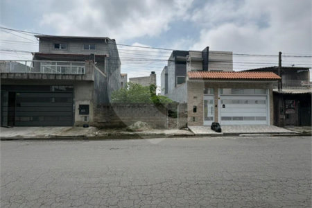 Terreno à venda em Jardim Quaresmeira, Suzano, SP