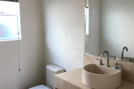 Casa à venda ou para alugar com 3 suítes no condomínio Jardim Vila Paradiso, Indaiatuba - SP