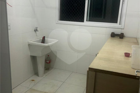 Apartamento à venda com 2 suítes em Ocian, Praia Grande, SP