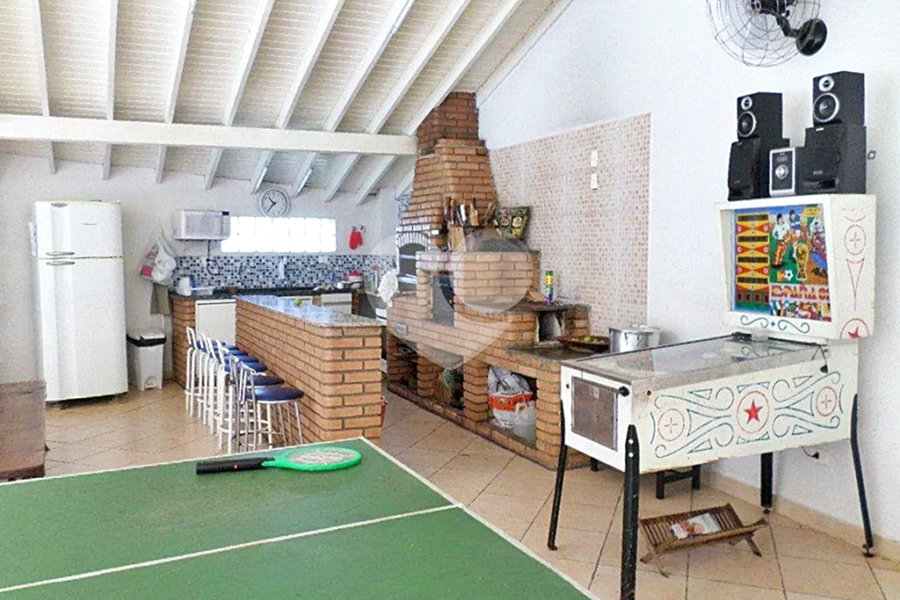 Casa à venda com 6 quartos, sendo 5 suítes,  no condomínio Conjunto Residencial Itaguaçu, São Paulo - SP