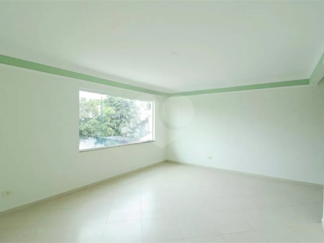 Sobrado à venda com 4 quartos, sendo 3 suítes,  em Tucuruvi, São Paulo, SP