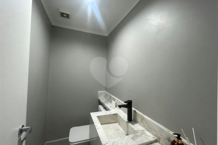 Apartamento à venda com 3 quartos, sendo 2 suítes, em Alto da Boa Vista, São Paulo, SP