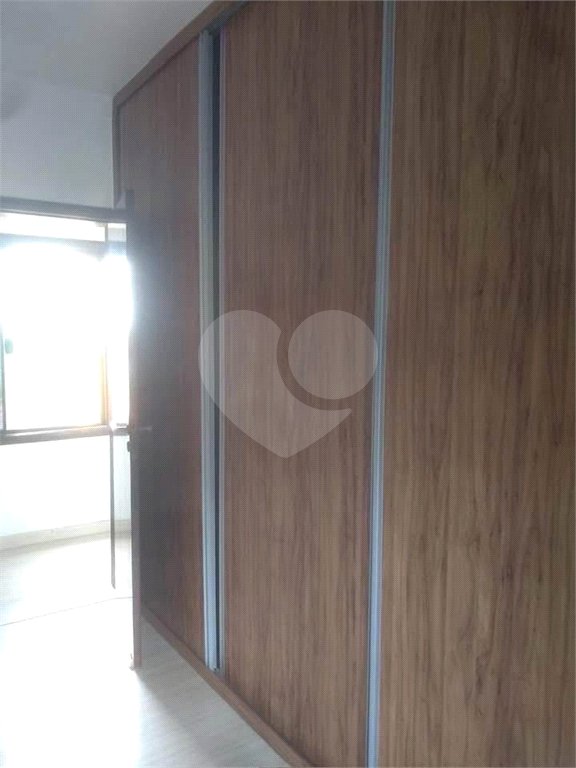 Casa à venda com 4 quartos, sendo 1 suíte,  em Vila Suissa, Mogi das Cruzes, SP