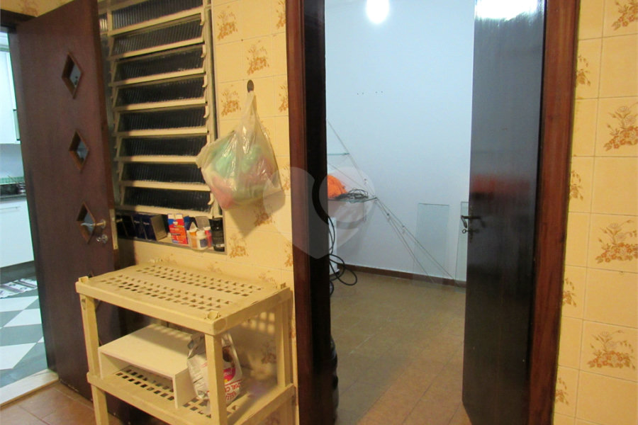 Sobrado à venda com 4 quartos, sendo 2 suítes, em Tremembé, São Paulo, SP