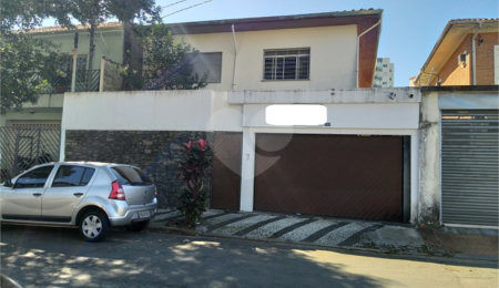 Sobrado à venda com 4 suítes em Campo Belo, São Paulo, SP