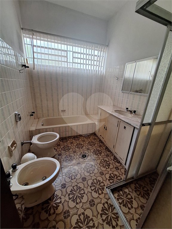 Casa à venda com 3 quartos, sendo 1 suíte, no Centro, Vinhedo, SP