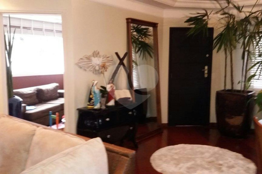 Casa à venda com 4 suítes em Jardim Floresta, São Paulo, SP