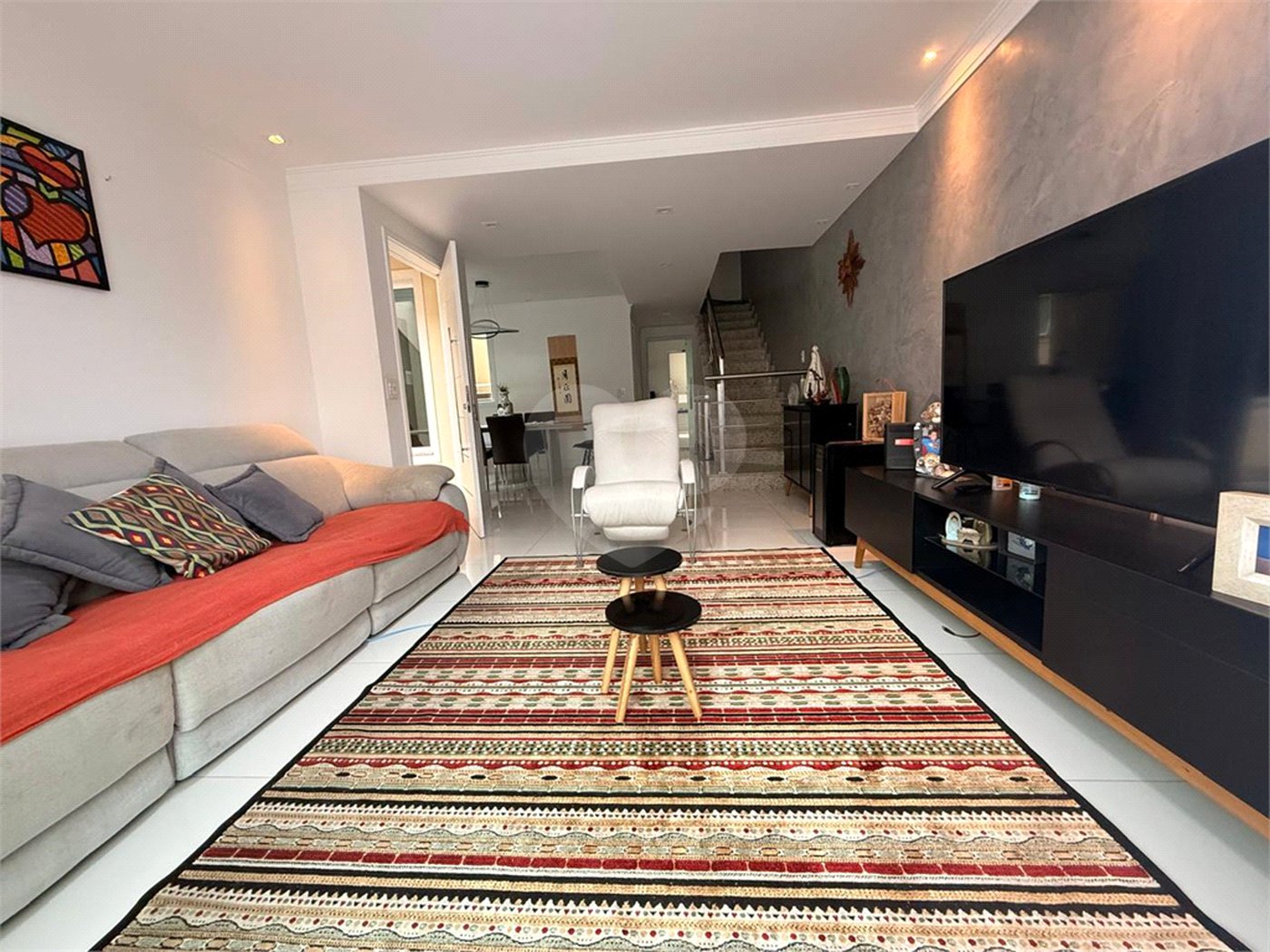 Casa à venda com 4 quartos, sendo 2 suítes, no condomínio Florada da Serra, São Paulo - SP