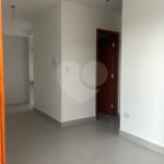 Casa à venda com 2 quartos, sendo 1 suíte, no condomínio Maracujas, São Paulo - SP