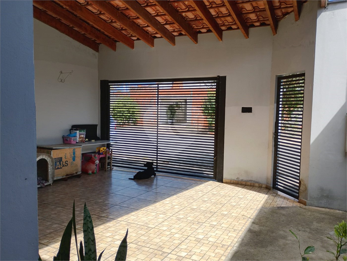 Casa à venda com 3 quartos, sendo 1 suíte, em Convívio do Santo, Porto Feliz, SP