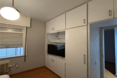 Apartamento à venda com 3 quartos, sendo 1 suíte, em Lagoa, Rio de Janeiro, RJ
