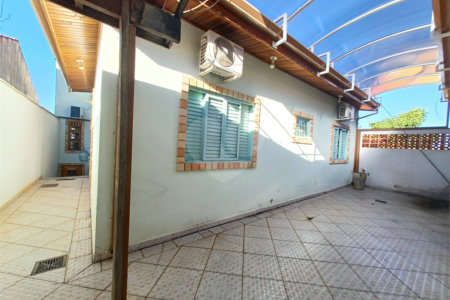 Casa à venda com 3 quartos, sendo 1 suíte, em Jardim Brasilândia, Sorocaba, SP