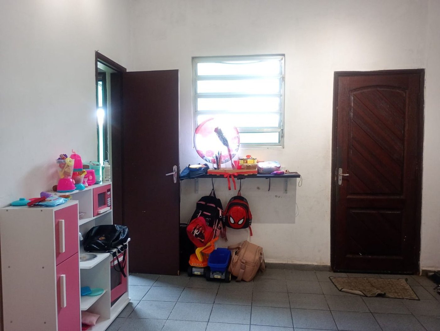 Casa com 5 dormitórios à venda, 200 m² por R$ 650.000,00 - Centro - São Vicente/SP