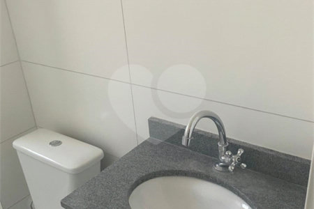 Apartamento à venda com 2 quartos, sendo 1 suíte, em Jardim Santo Antônio, Valinhos, SP