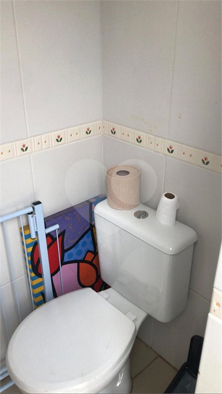 Casa à venda com 3 quartos, sendo 1 suíte,  no condomínio Felipe, São Paulo - SP