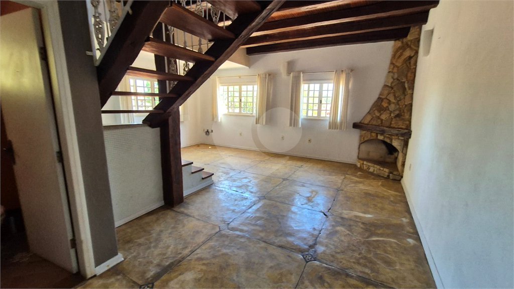 Casa à venda com 3 quartos, sendo 1 suíte,  no condomínio Vinhas da Vista Alegre - Lado Sede, Vinhedo - SP