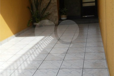 Sobrado à venda com 4 suítes em Vila Carrão, São Paulo, SP