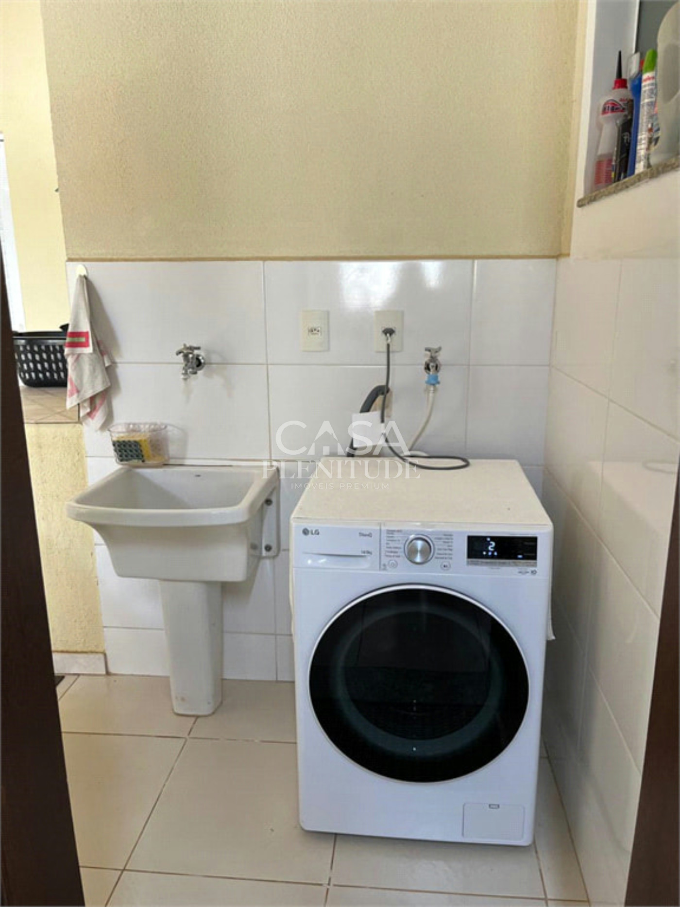Casa em condomínio à venda com 3 quartos, sendo 1 suíte, no Centro, Araçoiaba da Serra, SP