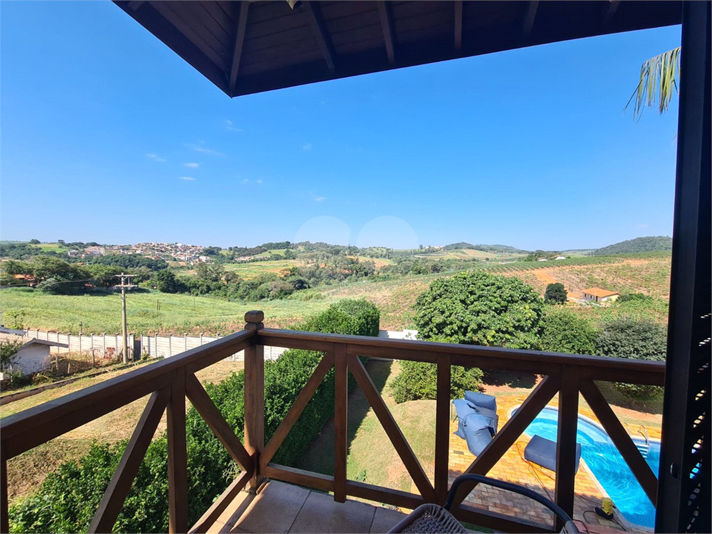 Casa à venda com 4 suítes no condomínio Santa Teresa, Itupeva - SP