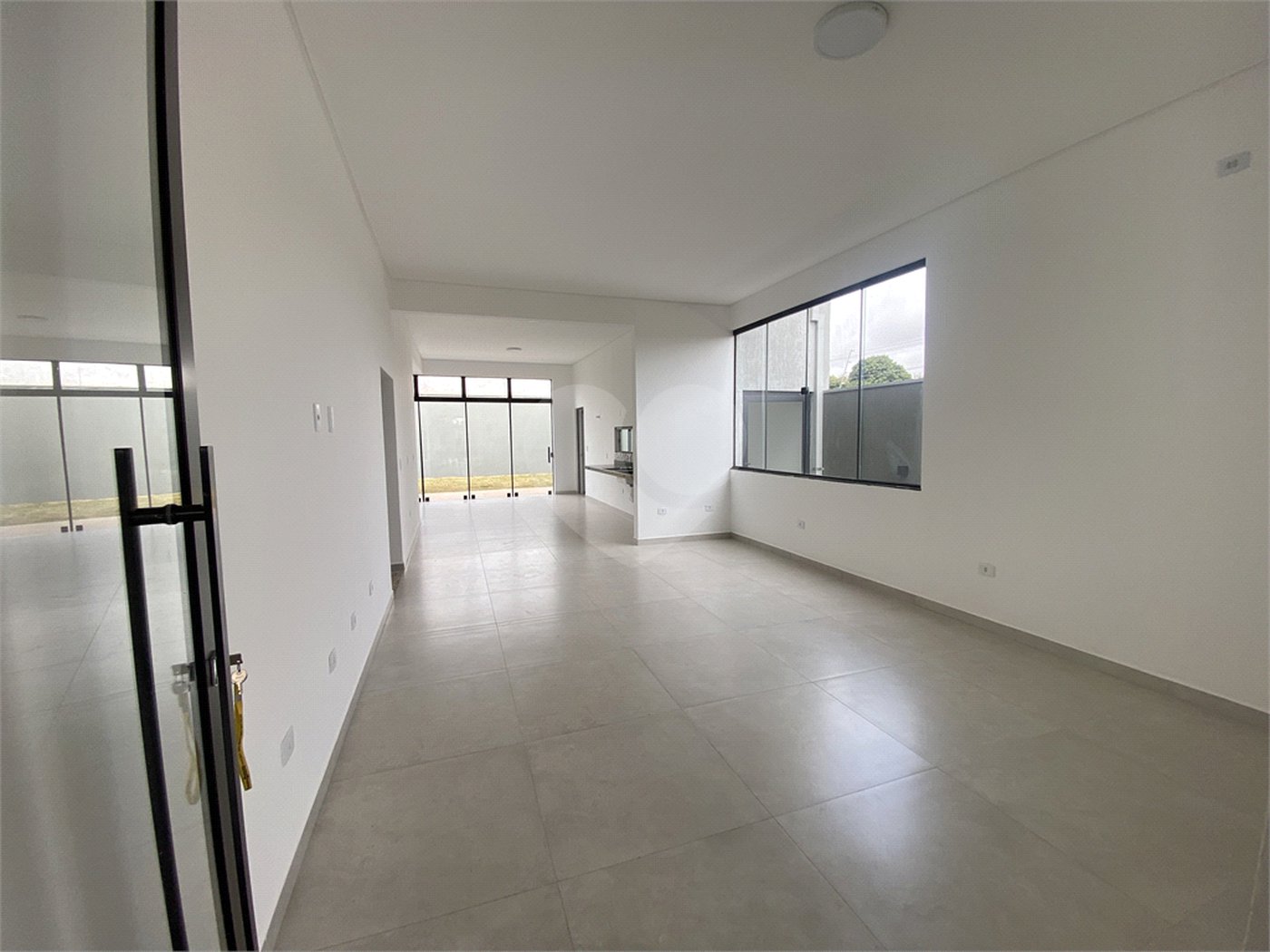 Casa à venda com 3 suítes em Jardim Estoril, Ponta Porã, MS