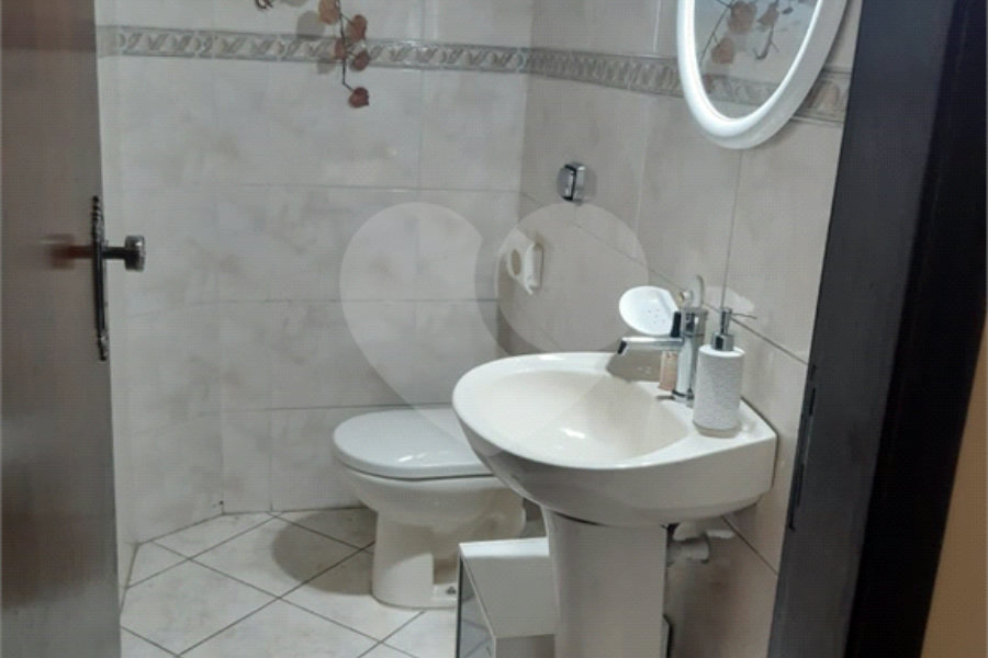 Sobrado à venda com 2 quartos, sendo 1 suíte, em Horto, São Paulo, SP