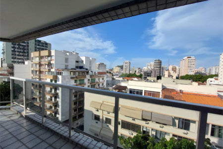 Cobertura à venda com 2 quartos, sendo 1 suíte,  em Tijuca, Rio de Janeiro, RJ