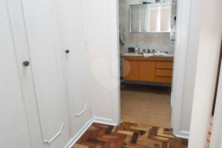 Sobrado à venda com 3 quartos, sendo 1 suíte,  em Jardim Marajoara, São Paulo, SP