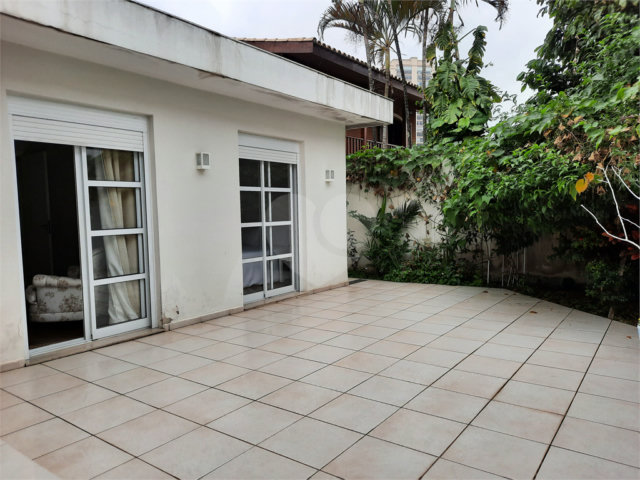 Casa à venda com 3 suítes no condomínio Bolsão Residencial City Campo Grande, São Paulo - SP
