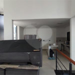 Casa à venda ou para alugar com 5 quartos, sendo 3 suítes,  no condomínio Figueira Garden, Atibaia - SP