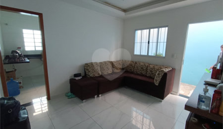 Casa à venda com 2 quartos, sendo 1 suíte,  em Loteamento Jardim do Sol (mailasqui), São Roque, SP