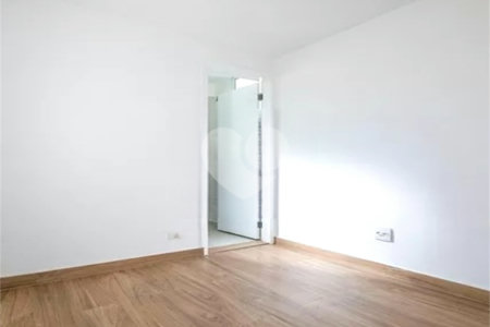 Apartamento à venda com 3 quartos, sendo 1 suíte,  em Cerqueira César, São Paulo, SP