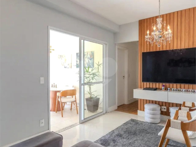 Apartamento à venda com 2 quartos, sendo 1 suíte,  em Alto da Boa Vista, São Paulo, SP