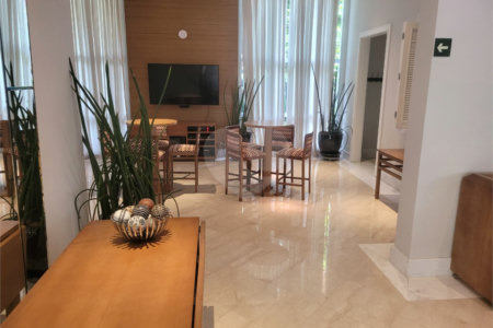 Apartamento à venda com 3 quartos, sendo 2 suítes, em Vila Uberabinha, São Paulo, SP