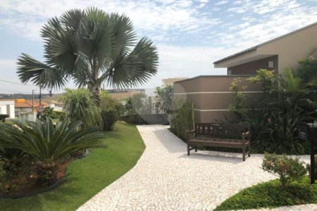 Casa à venda com 5 suítes no condomínio Terras de Mont Serrat, Salto - SP