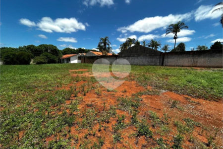 Terreno à venda em Vila Carolina, Itapetininga, SP