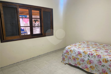 Casa à venda com 4 quartos, sendo 1 suíte, em Jardim Rincão, Arujá, SP
